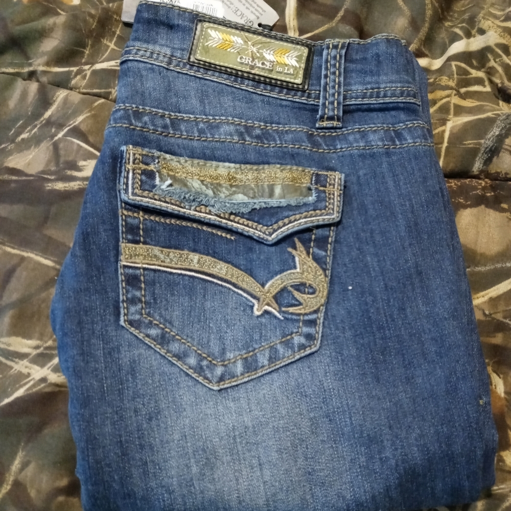 Grace in LA Size 31 NWT
